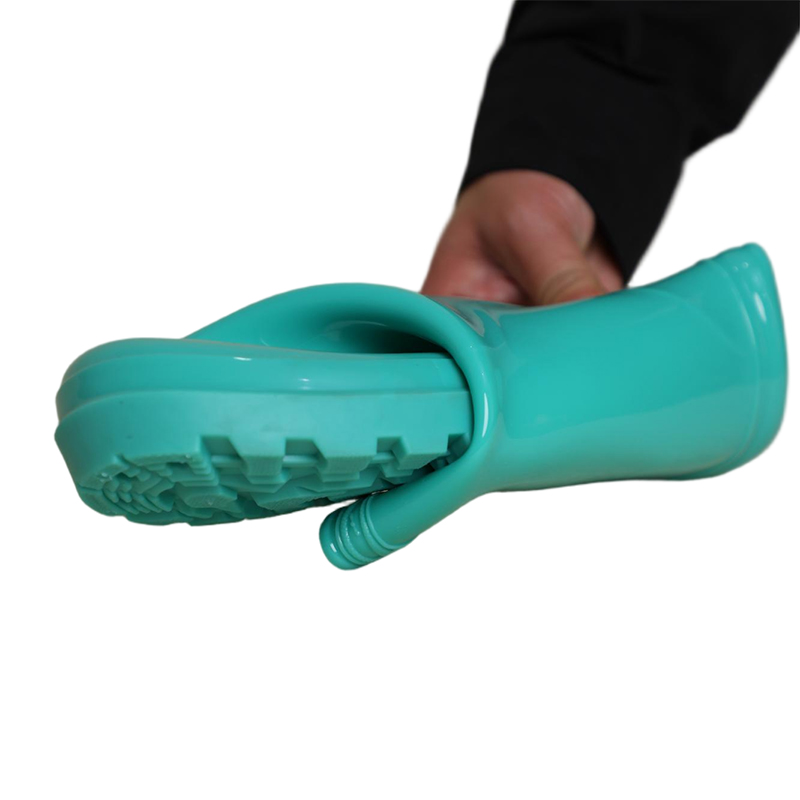 258 (Short-Calf Fashionable Women’s Boot)